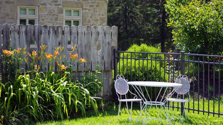 Quel salon de jardin design choisir ?